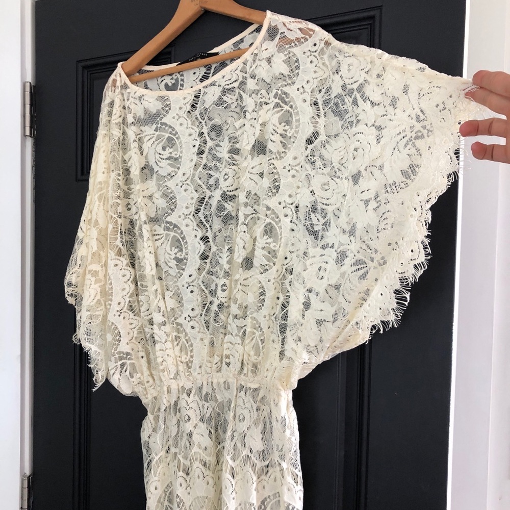 Knot Sisters Lacy Tunic - Picture 3 of 5